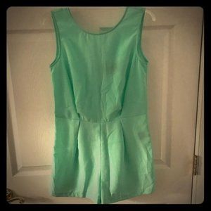 Sea foam green Jack short romper size 2 zips
